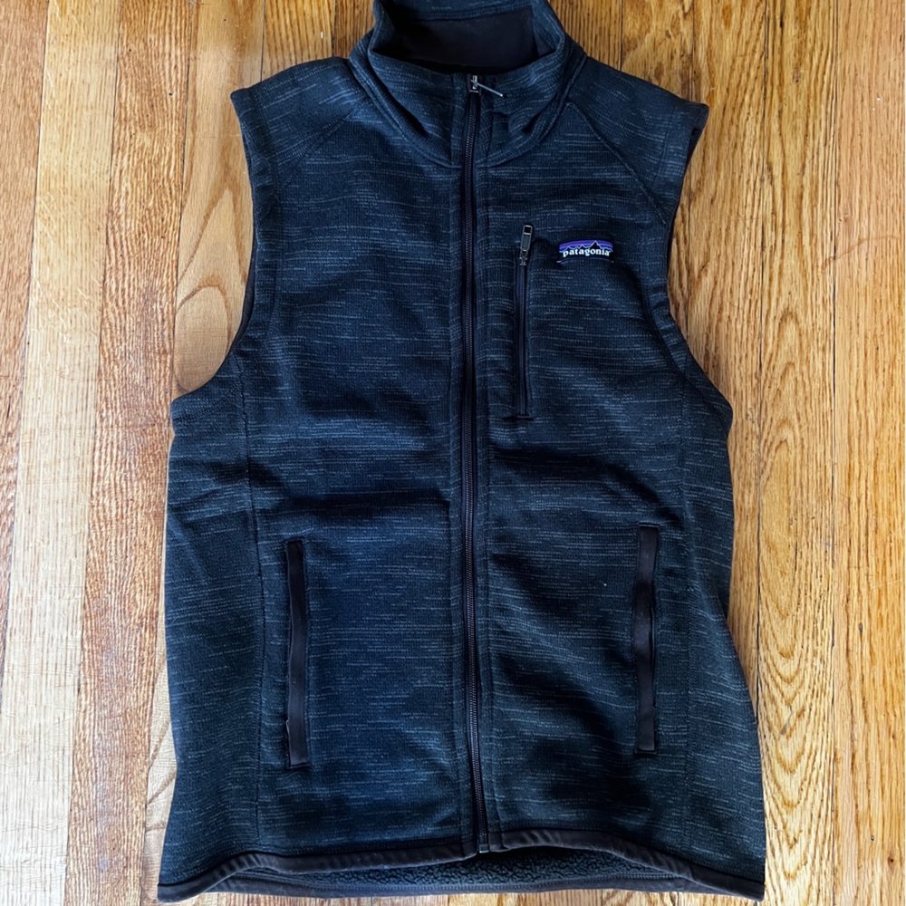 Men’s small Patagonia vest black